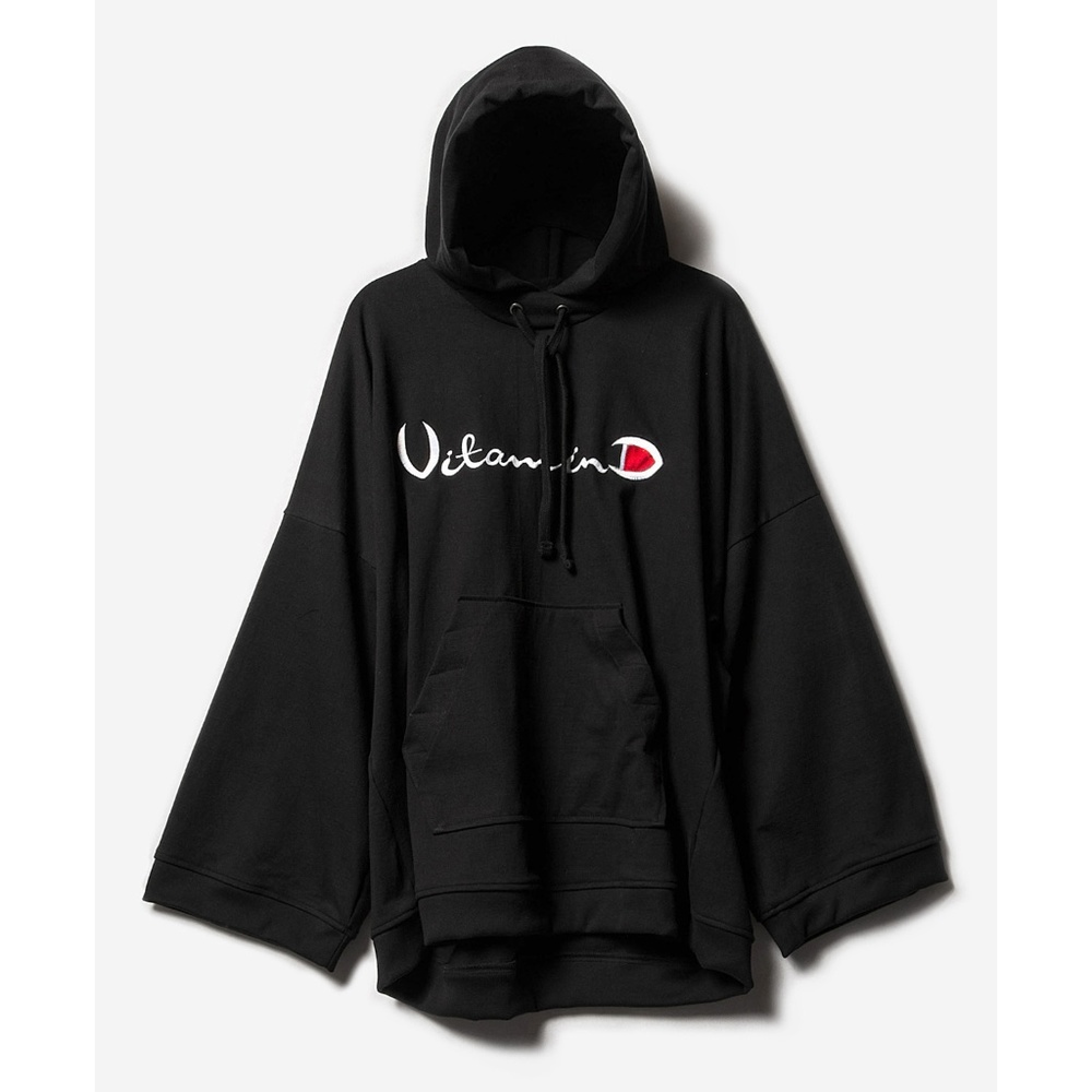 Oversized embroidered hooded sweatshirt Vitamin D